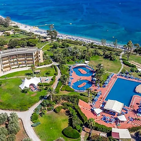 Baia Di Conte Club & Szálloda