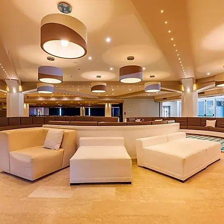 Hotel Baia Di Conte Club & 4*