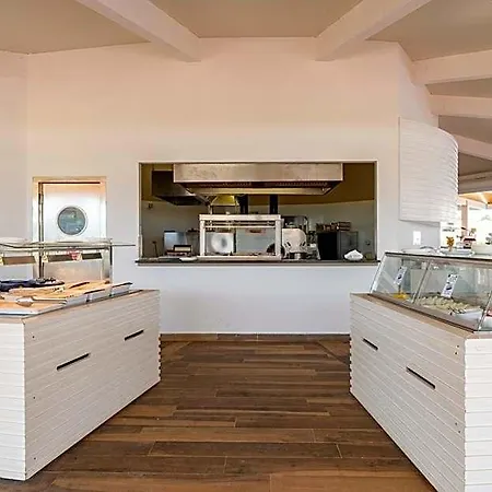 Baia Di Conte Club & 4* Alghero