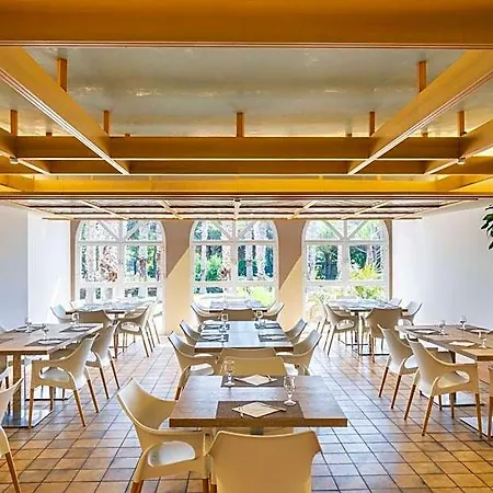 Baia Di Conte Club & Szálloda 4*